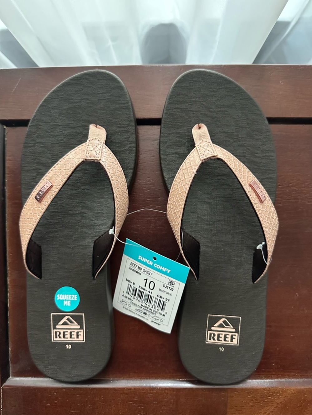 Reef Cushion Mia Sassy Flip Flops Size 10 – Blush/Nude Strap – Super Comfy NWT